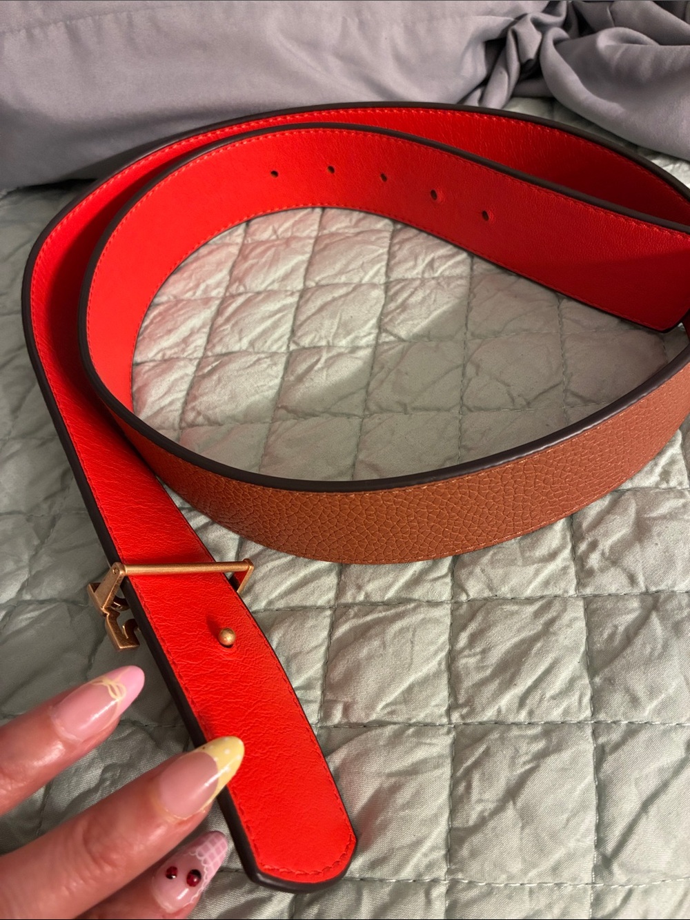Tory Burch Burnt Orange Leather Logo reversible Belt with Gold Buckle - Picture 2 of 3
